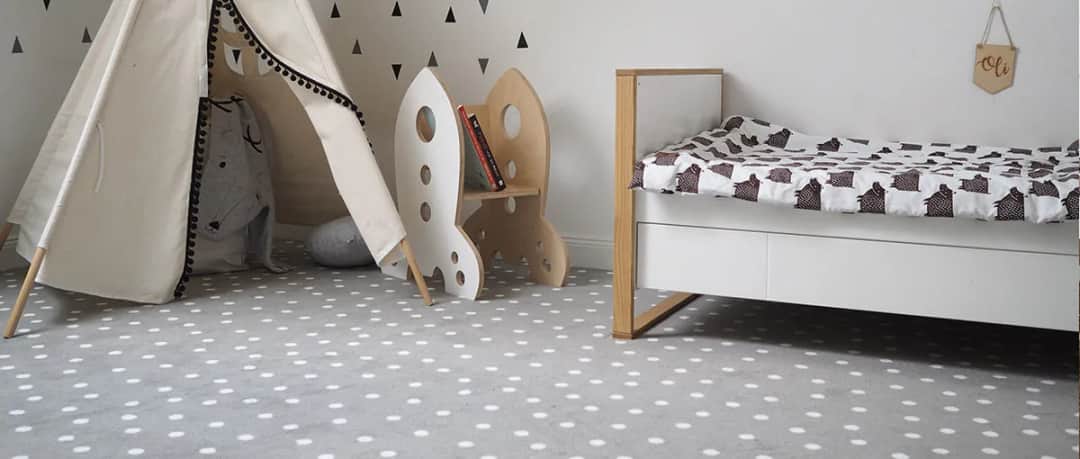 Jaka wykładzina do pokoju dziecięcego zapewni bezpieczeństwo i komfort?