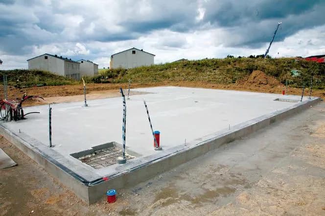 Dom bez ławy fundamentowej: Co musisz wiedzieć przed budową