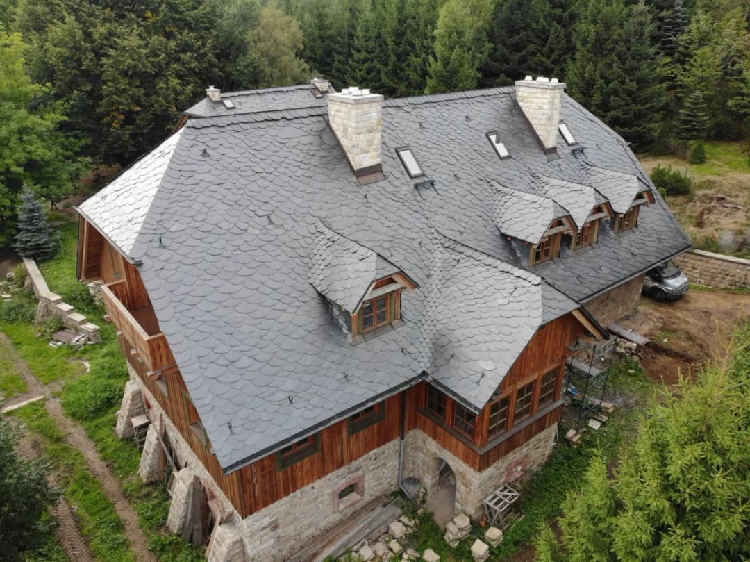 Cena łupka kamiennego: ile kosztuje ten wyjątkowy materiał?